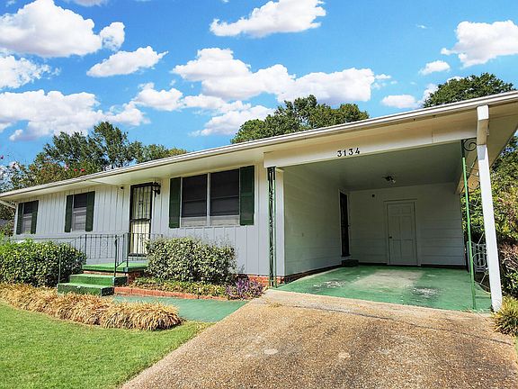 4th image of 3134 Eastland Dr