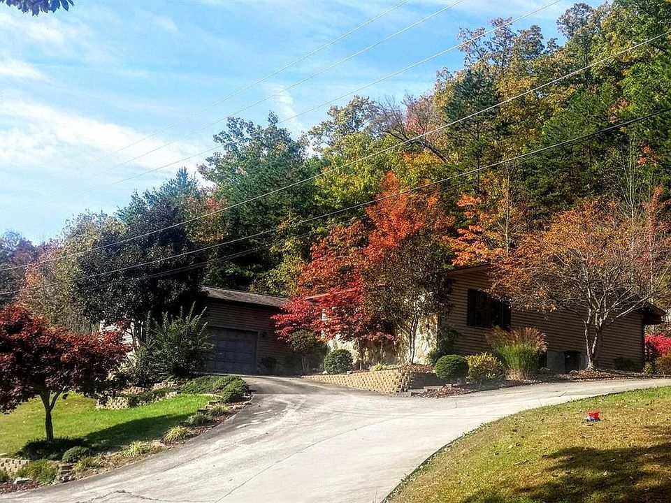 1st image of 1211 Forest Circle Dr