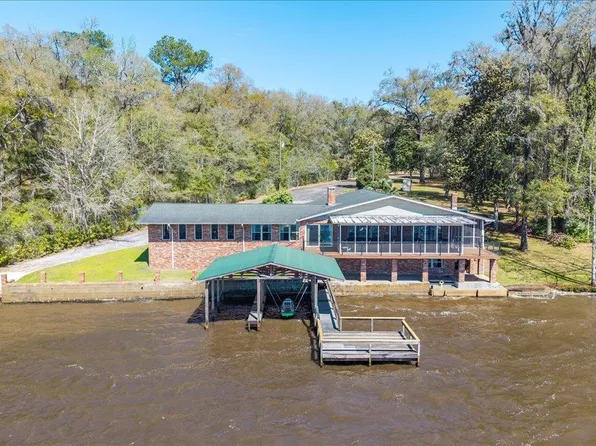 2995 Luther Hall Rd, Tallahassee, FL 32310