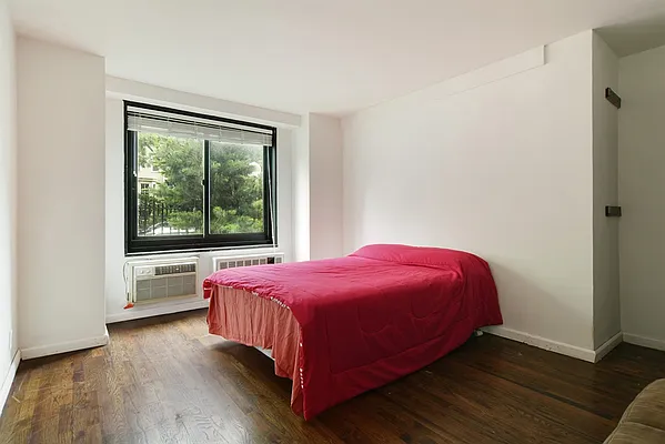Sold by Corcoran | media 4