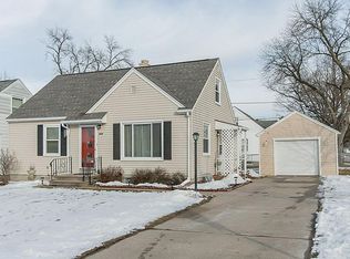 644 26th St SE, Cedar Rapids, IA 52403