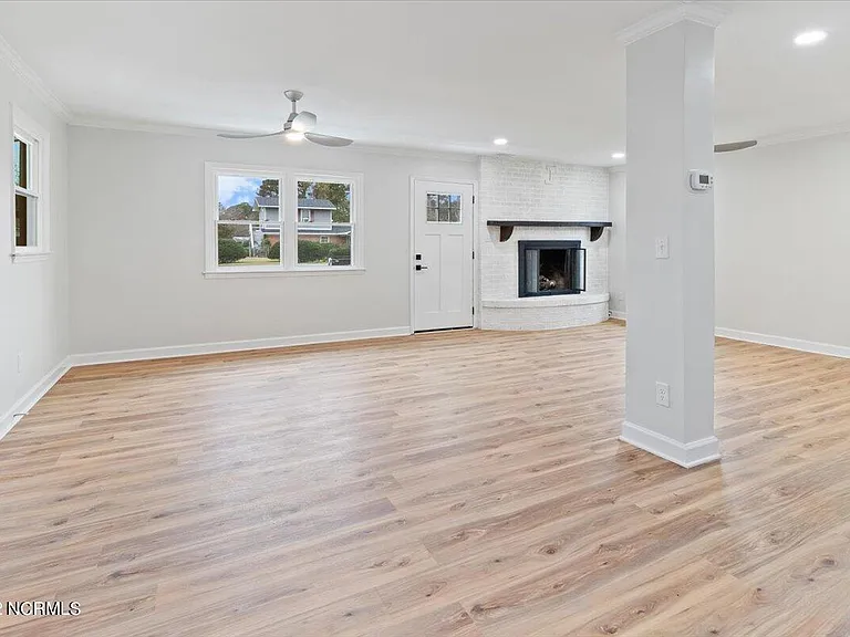 120 Erik Dr — Photo 10