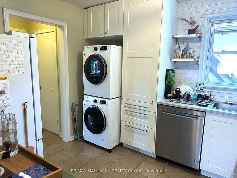86 Gilchrist Ave #2 — Photo 8
