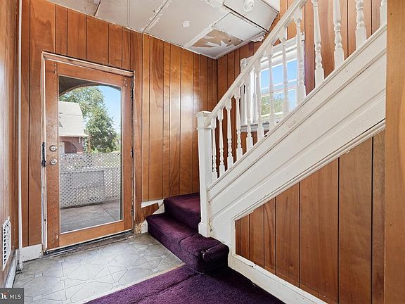 4th image of 1 Spruce St