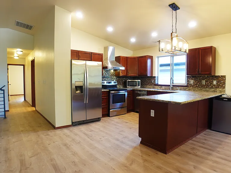 5451 32nd Ave SW — Photo 14