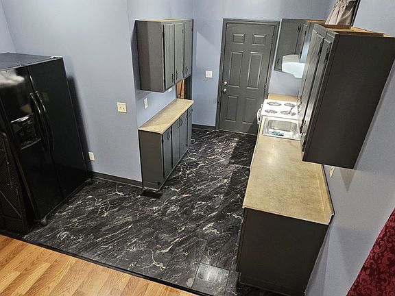 4th image of 1633 Manchester Ave #1633
