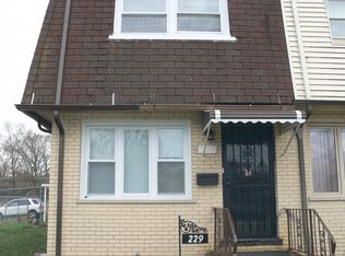 229 E 90th Pl, Chicago, IL 60619