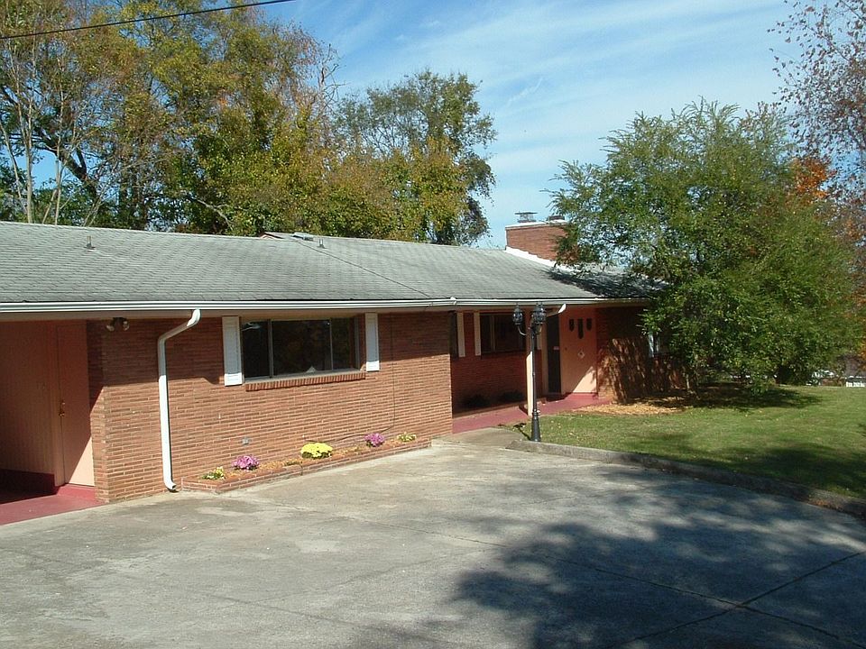 1st image of 2225 Brooks Ave