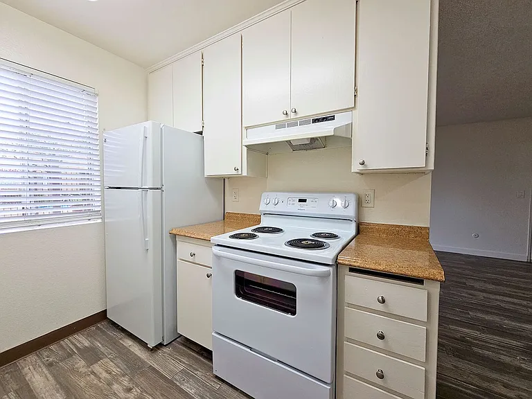 523 Grape St. — Photo 7