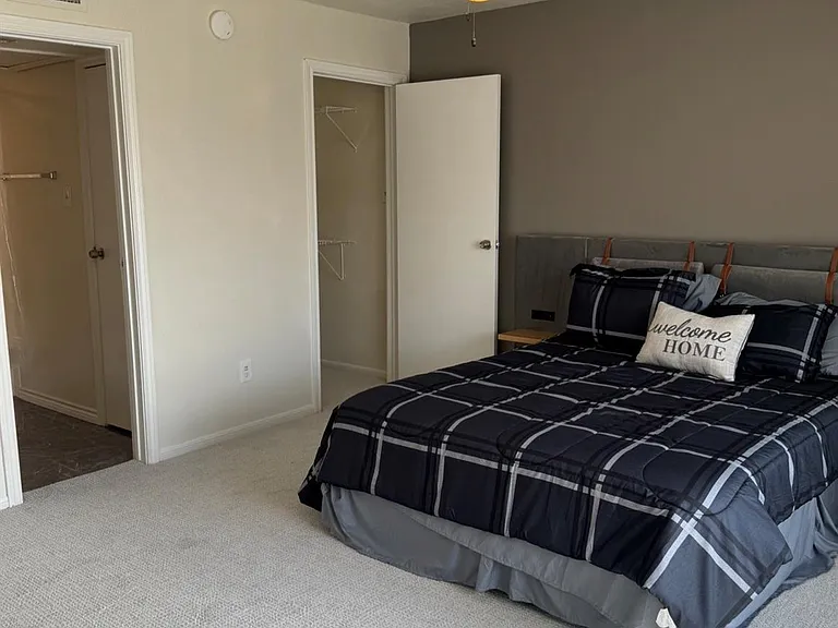 3130 Walnut Bend Ln #424 — Photo 16