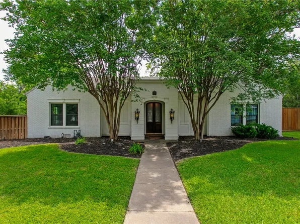1340 Baker Ave, Bryan, TX 77803