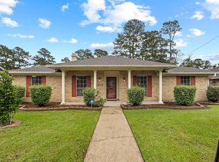 1370 Shakespeare Dr, Beaumont, TX 77706