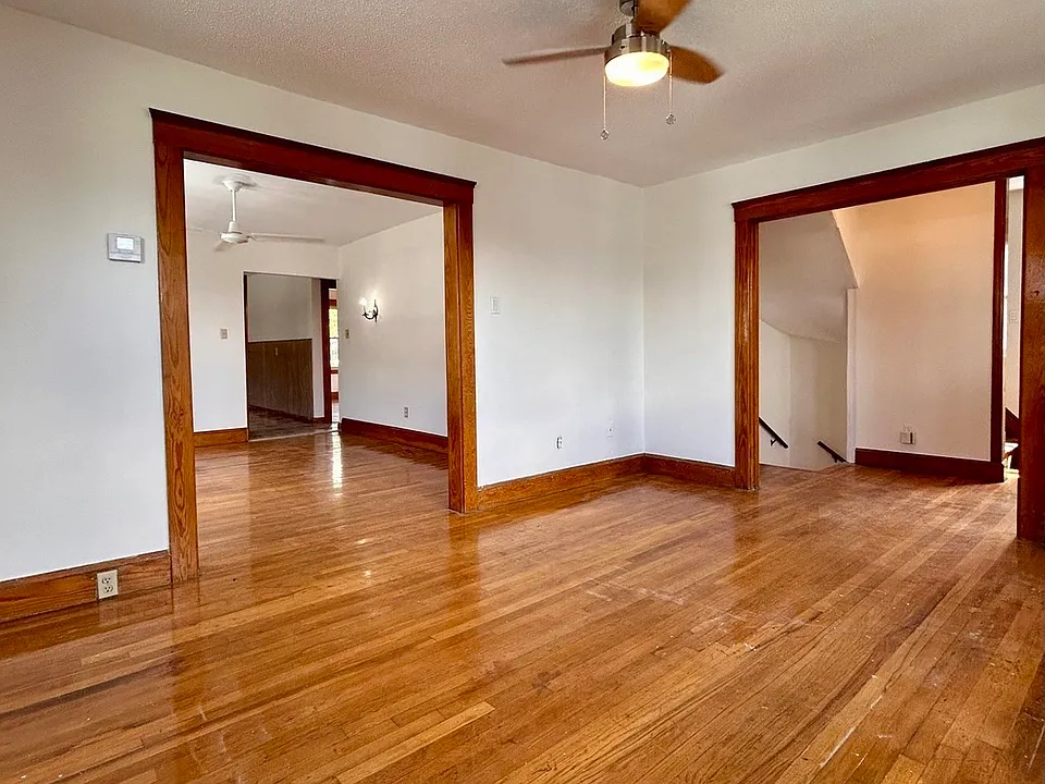 11 Sterling St #2