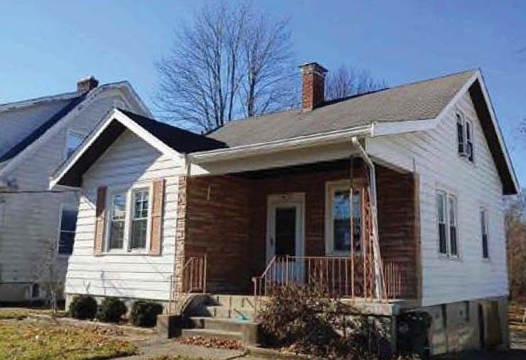 1st image of 7425 Forest Ave