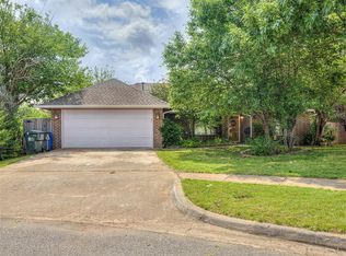 3316 Fireside Cir, Norman, OK 73072