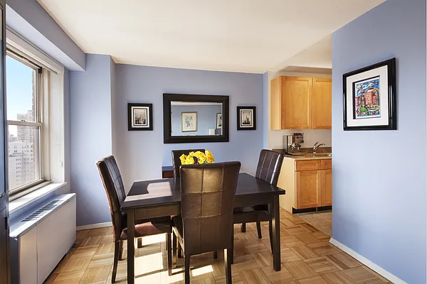 Sold by Stribling | media 1