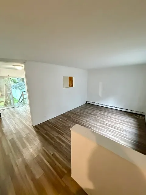 4 bed, $3,500 — Photo 3
