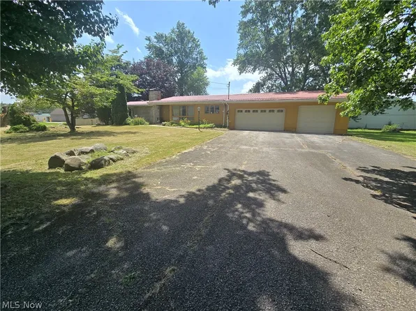 151 Cleveland Ct, Conneaut, OH 44030