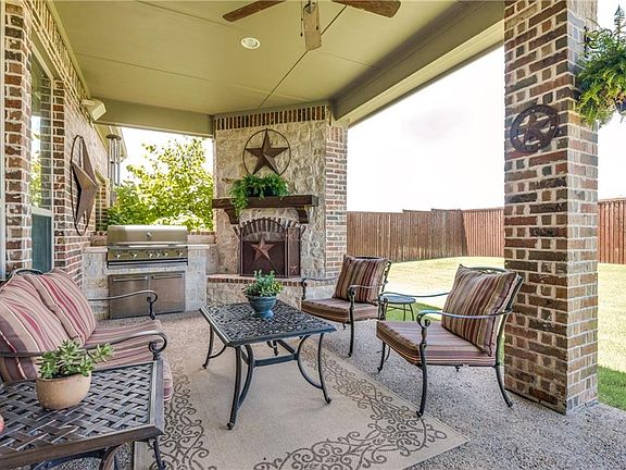 4th image of 1551 Stillhouse Hollow Dr
