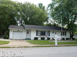 30 Jericho Rd, Clinton, IL 61727