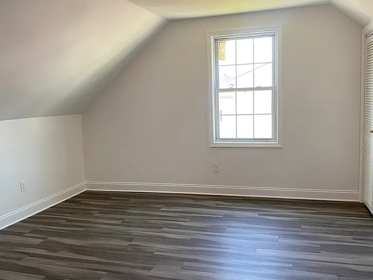 334 Bond St #2 — Photo 24