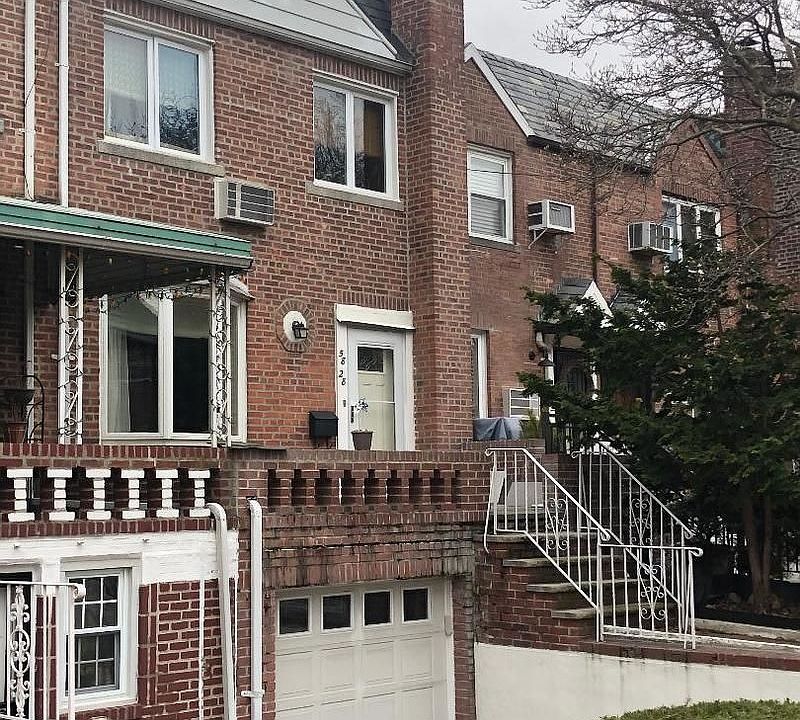 1st image of 5828 82nd St