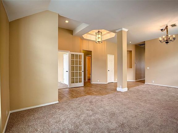 5th image of 1284 Highland Dr