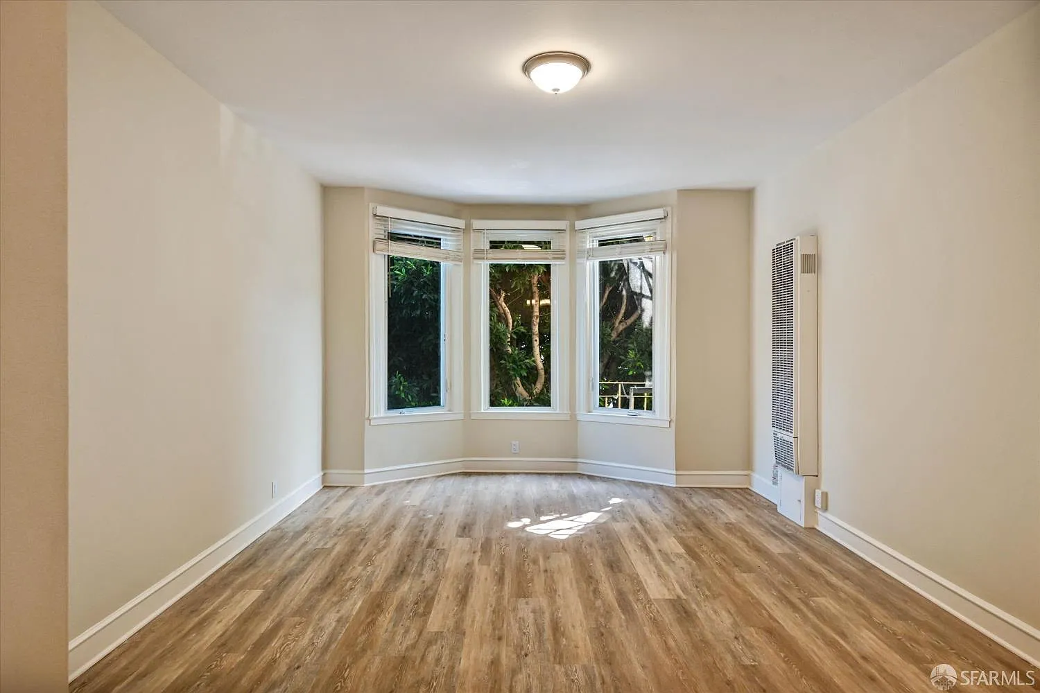 1 bed, 1.0 bath, $4,500 — Photo 1