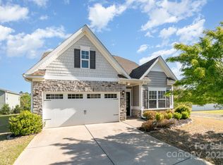 338 Livingston Dr, Lancaster, SC 29720