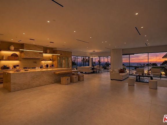 4th image of 5837 Murphy Way