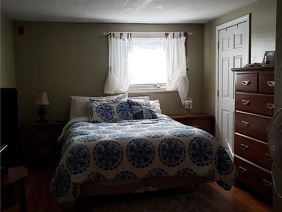 3rd image of 20 Hurdis St APT 22