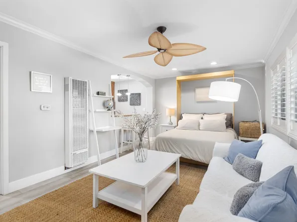 1049 Felspar St Unit 5, San Diego, CA 92109