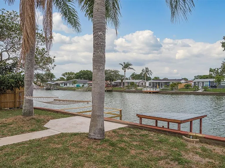 4036 Sunray Dr — Photo 26