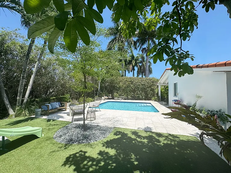 5731 SW 53rd Ter — Photo 13