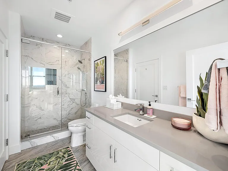 550 Okeechobee Blvd #UPH-03 — Photo 13