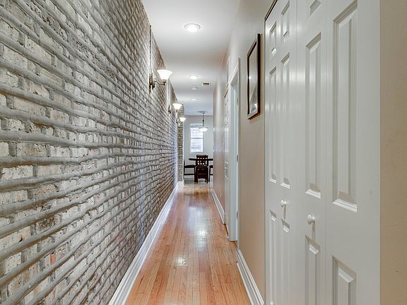 5th image of 3558 W Shakespeare Ave APT 2E