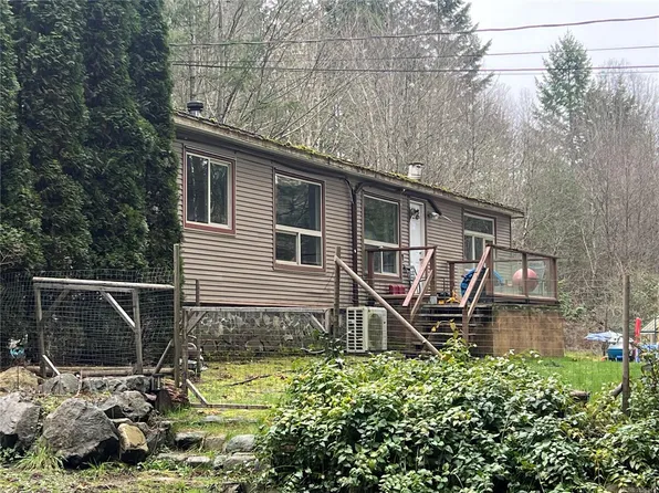 997 Cedar Rd, Nanaimo, BC V9X 1K9