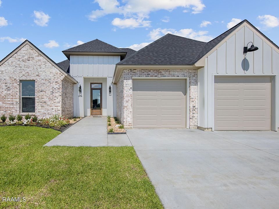 104 Buenos Aires Ave, Youngsville, LA 70592 Zillow