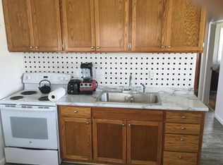 920 E 19th St, Lawrence, KS 66046