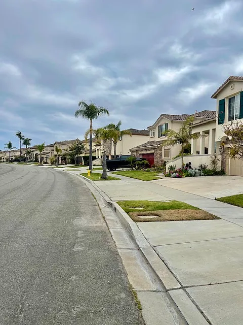 4 bed, 3.5 bath, 3695 sqft, $6,000 — Photo 4