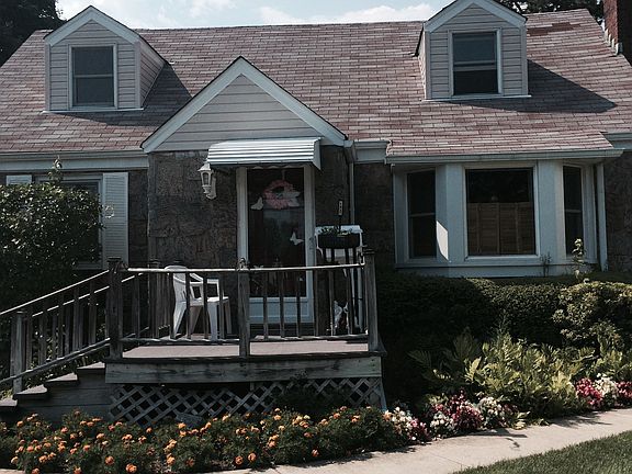 2nd image of 1837 Maurice Ave