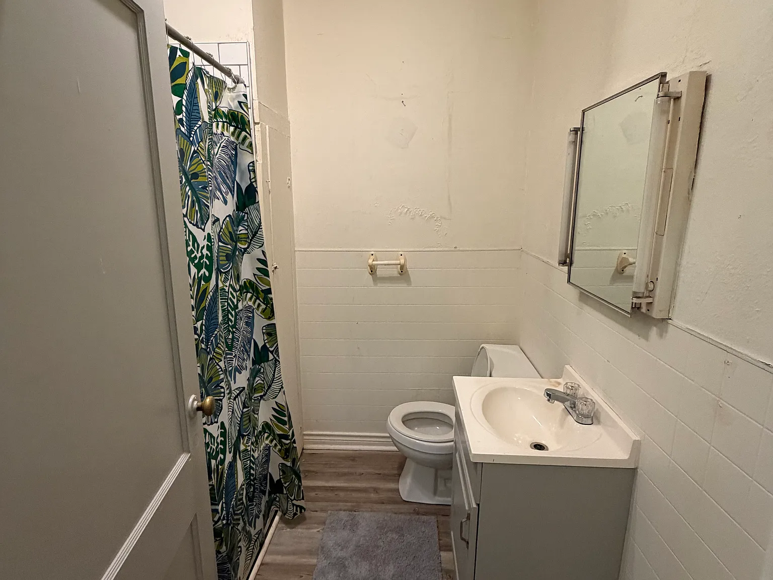 1 bed, 850 sqft, $1,050 — Photo 1