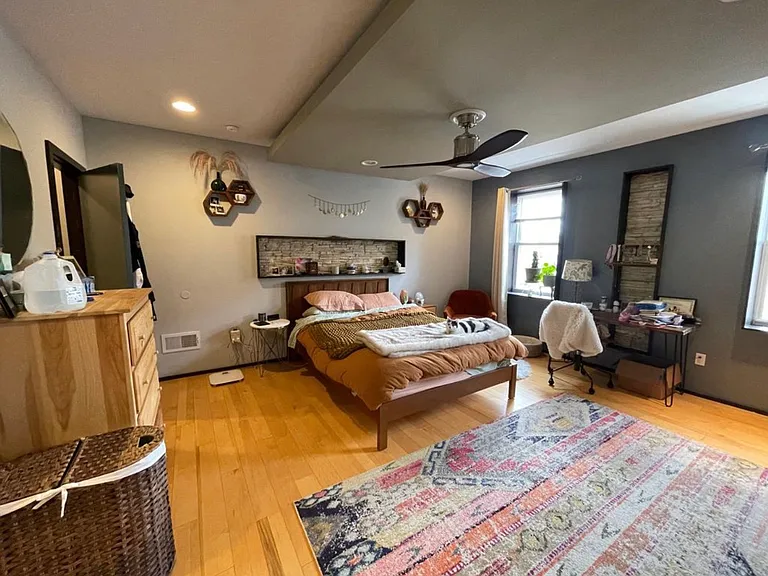 907 N 5th St #O1 — Photo 30