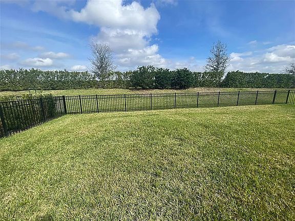 5th image of 17205 Barnwood Pl