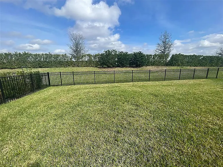 17205 Barnwood Pl — Photo 5