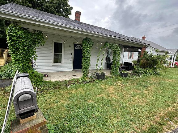 3rd image of 155 N 2nd St