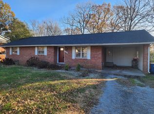 1312 Peggy Ann Dr, Murray, KY 42071