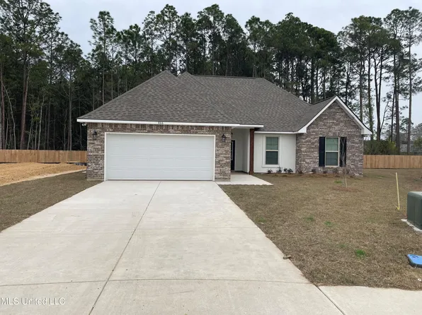 866 Leeward Dr, Biloxi, MS 39532