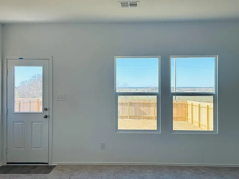 852 Rancho Del Cielo Loop — Photo 8