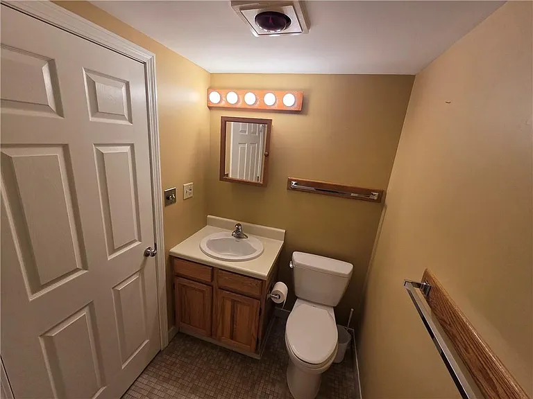 1800 Douglas Ave #327 — Photo 20